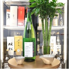 鍋島 北雫 純米吟釀 1800ml (North Blue)