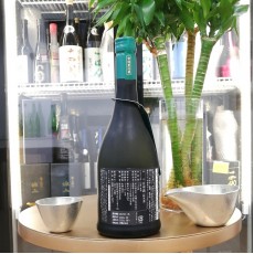 新政 天鵞絨 生酛木桶 純米原酒 720ml