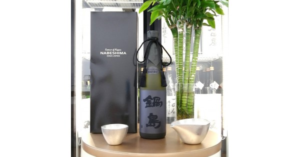 Nabeshima Essence of Japan 720ml (Black Label) | 日本清酒| 日本