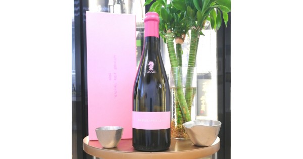 新政Invisible Pink Unicorn 貴釀酒760ml | 日本清酒| 日本Sake - 灣聚