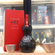 日高見 中取り 純米大吟釀 720ml (黑葫蘆瓶)
