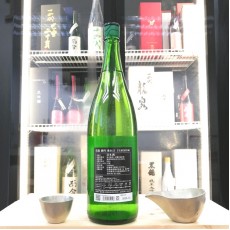 黑龍 純吟 垂れ口 純米吟醸 1800ml